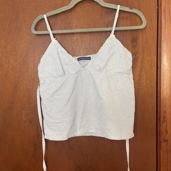 Brandy Melville Edith Striped Tank Blue White Tie Back - Picture 3 of 5
